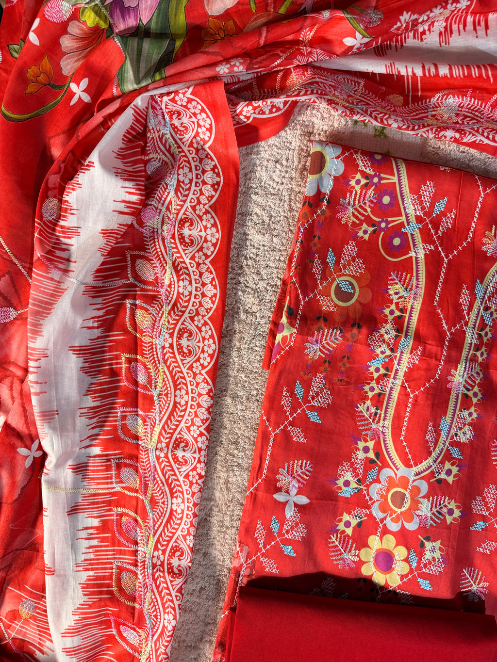 Luxury Cotton Un-Stitched Three Piece
